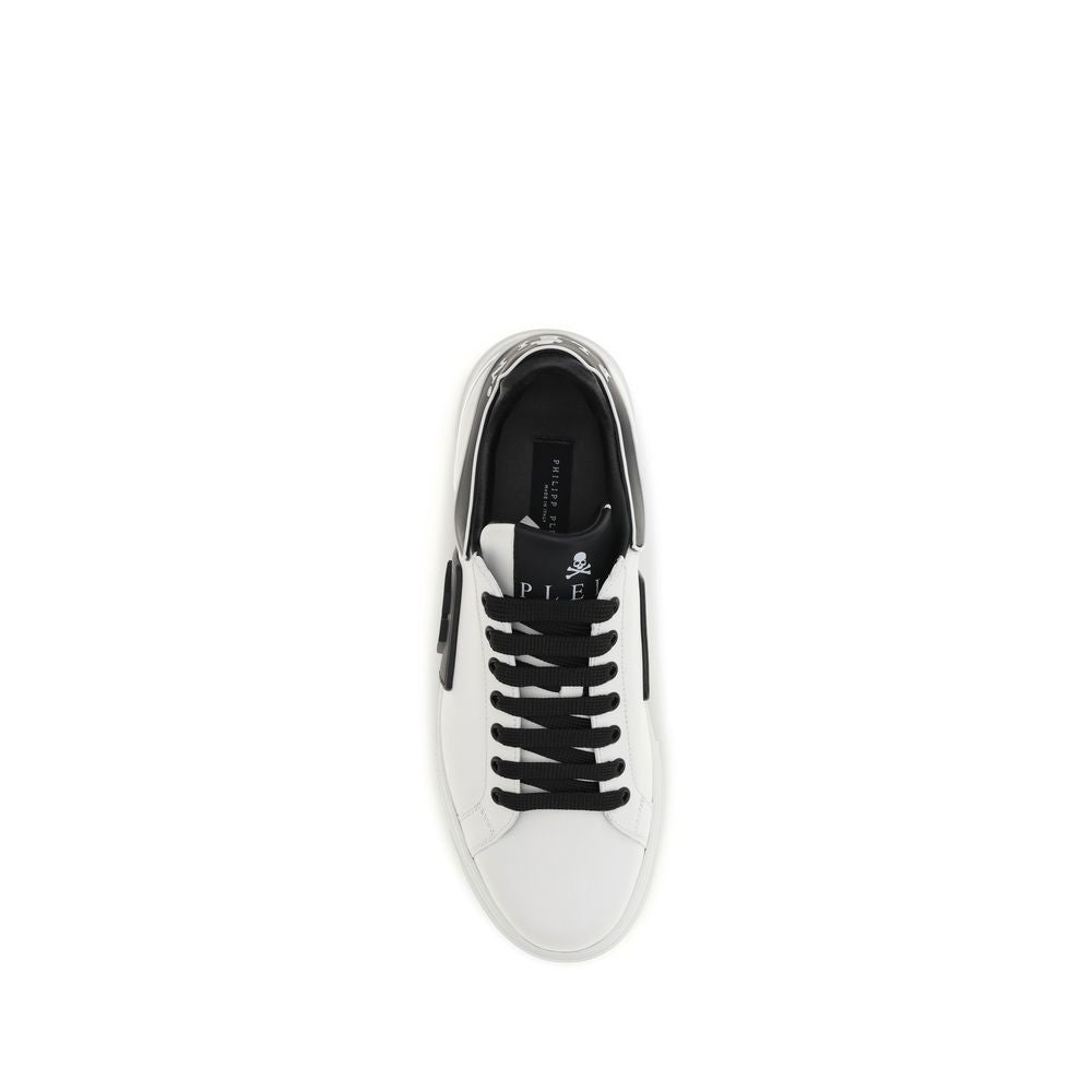 Philipp Plein White Calf Leather Bos Taurus Low Top Sneakers - Luxury Boutique Co