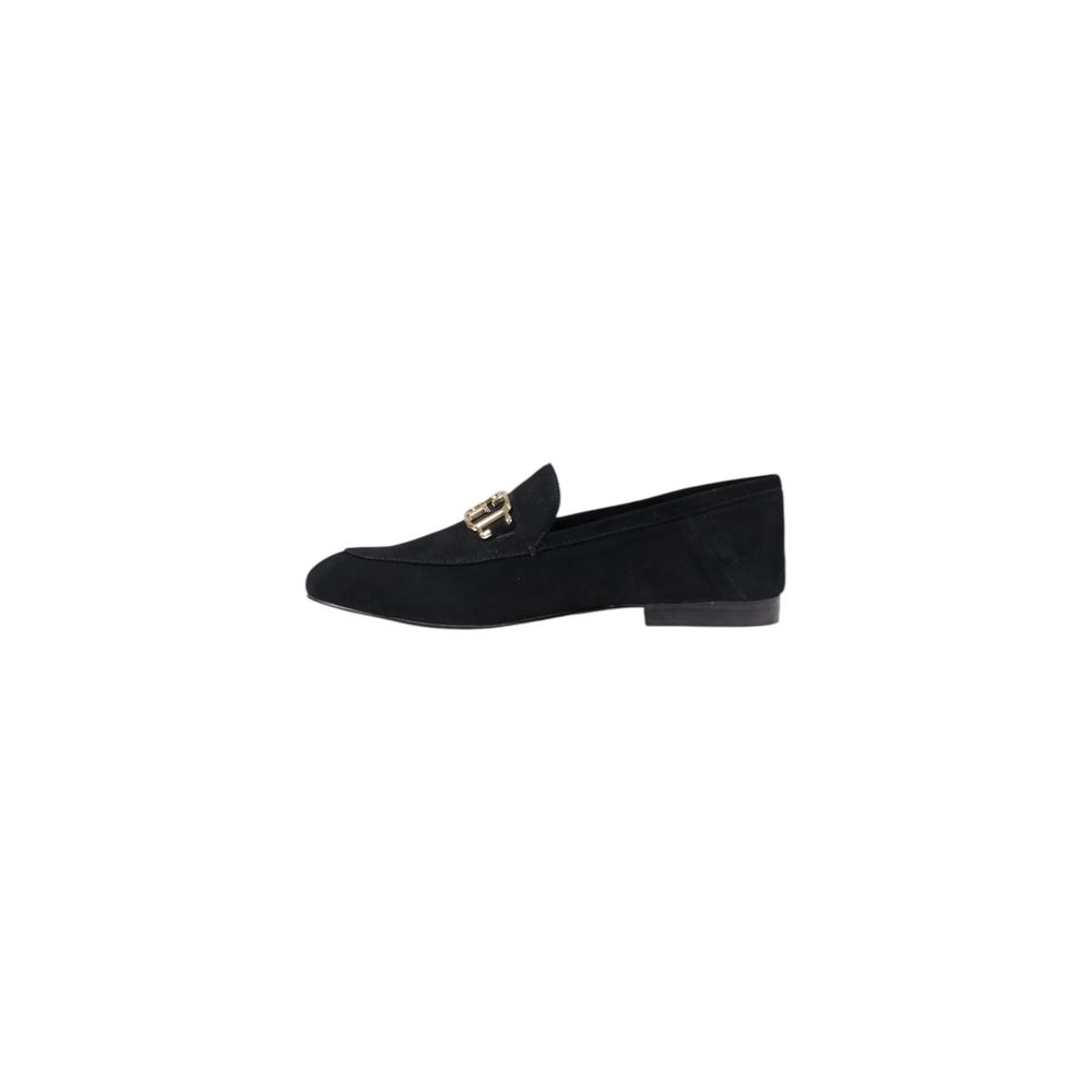 Guess Black Leather Platform Pumps - Luxury Boutique Co
